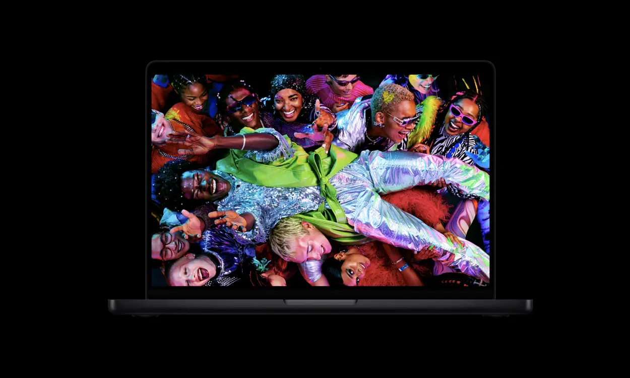 MacBook Pro with OLED Touch Screen Coming in 2026