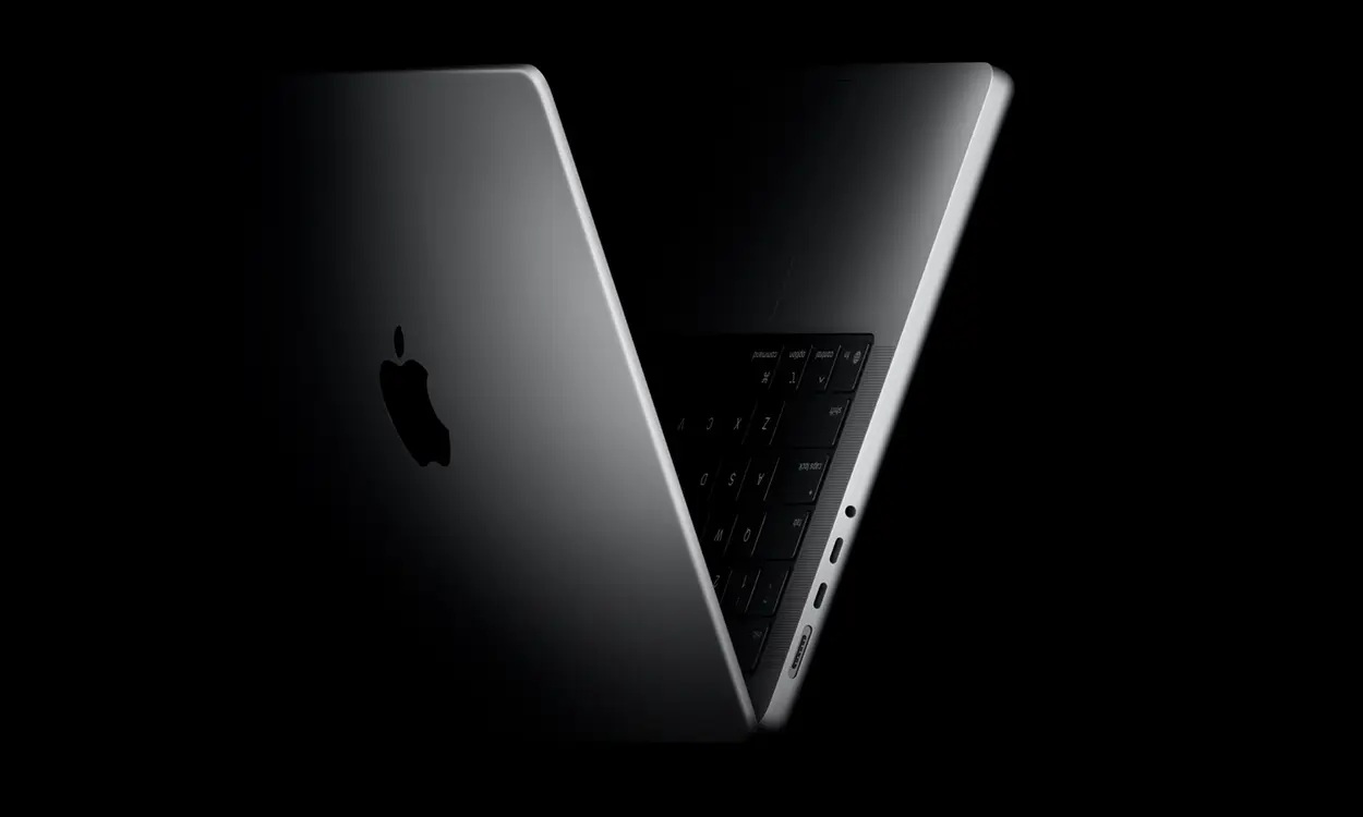 Apple Launches New 14-inch MacBook Pro with M5 Processor