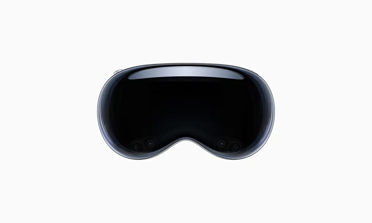 Apple Vision Pro Is Now Being Used During Cataract Surgeries in New York